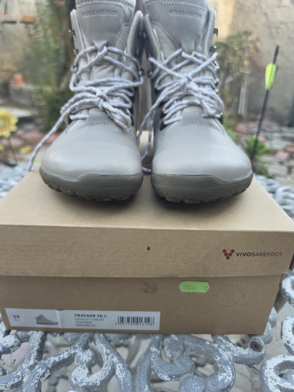Vivo barefoot Women's Beige/Tan Waterproof Heeled Hiking Boots W8 - Picture 2 of 8